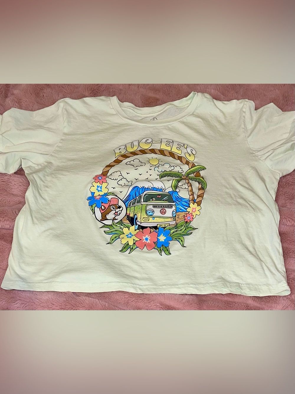 Buc-ee’s XL lime green Woman’s t-shirt